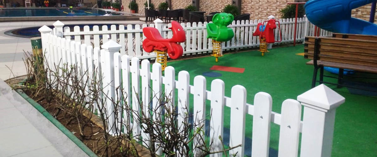Picket Fence Manufacturer 